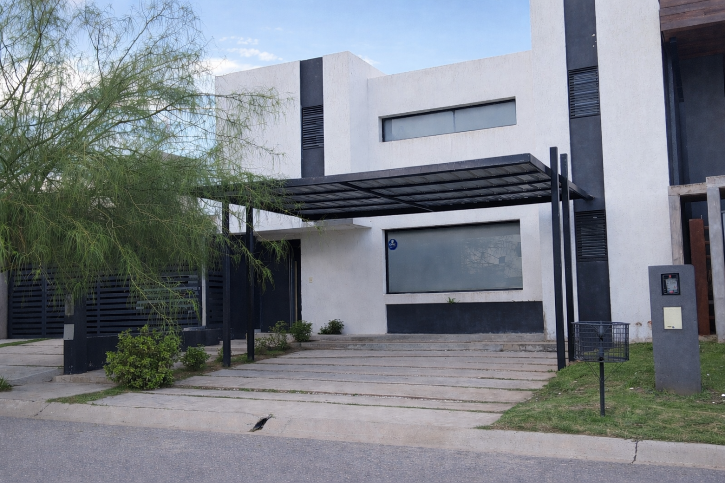 Docta Boulevard. Casa de 3 dormitorios en Venta.