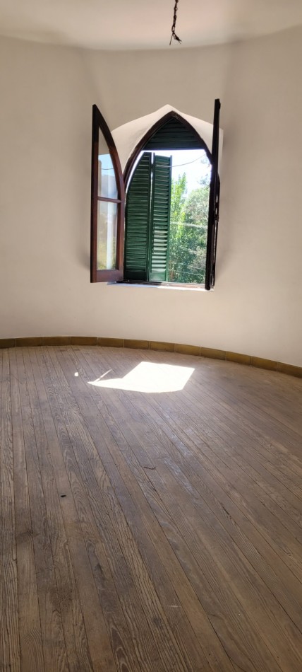 Residencia de piedra con caracter unico en el corazon del Valle de Punilla.