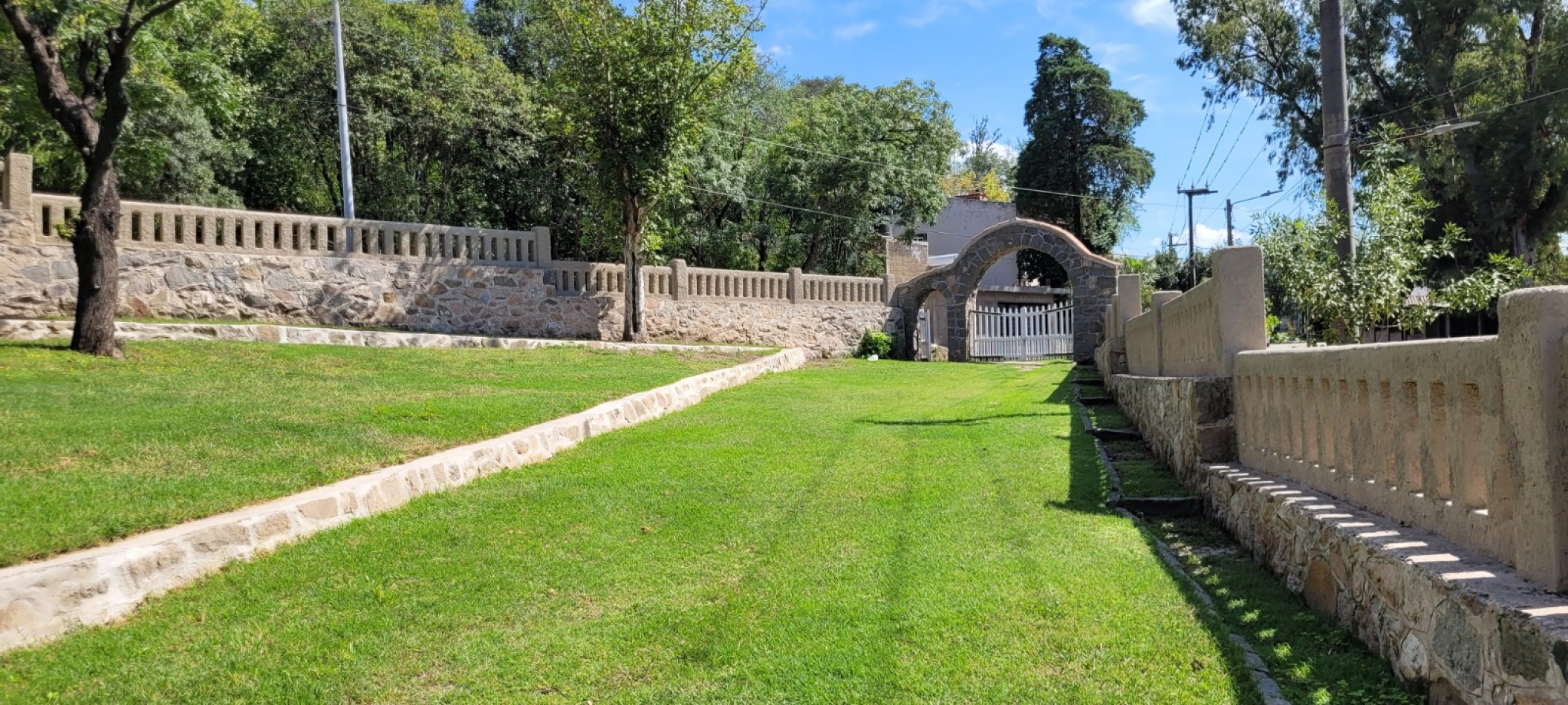 Residencia de piedra con caracter unico en el corazon del Valle de Punilla.