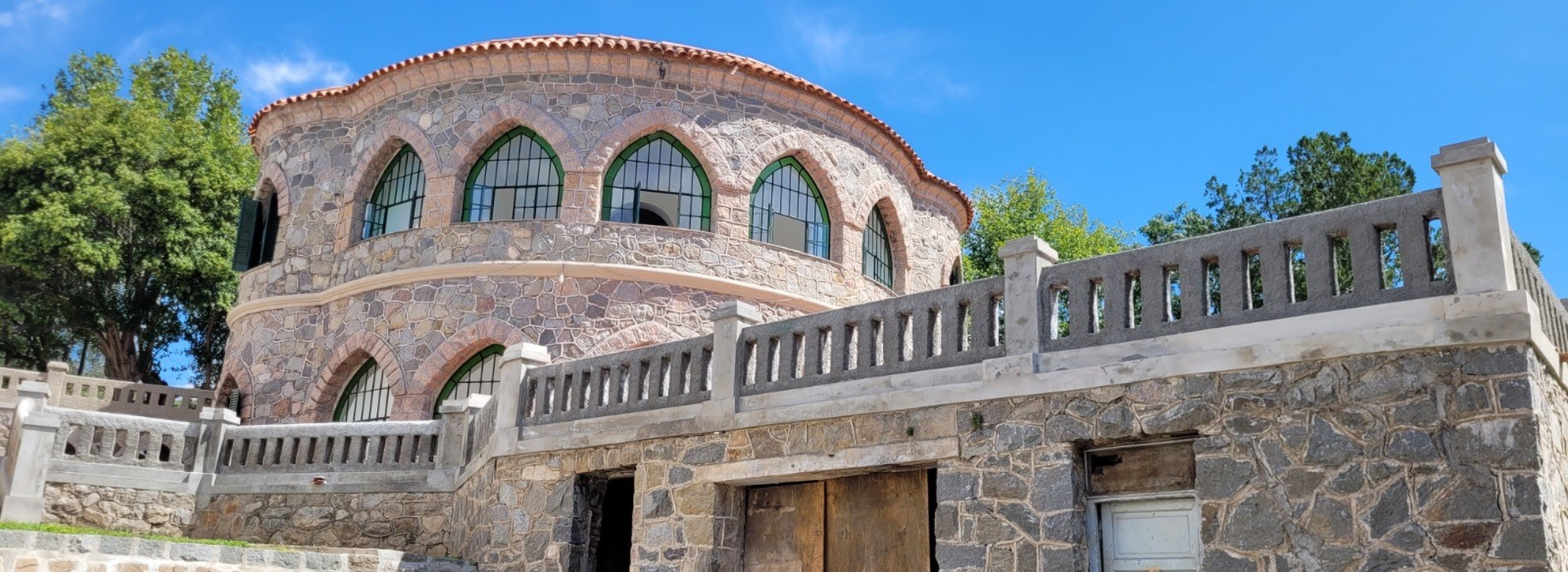 Residencia de piedra con caracter unico en el corazon del Valle de Punilla.