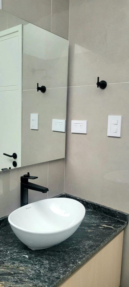 Duplex en Campos de Manantiales.