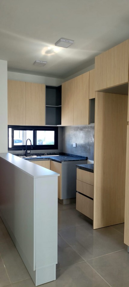 Duplex en Campos de Manantiales.