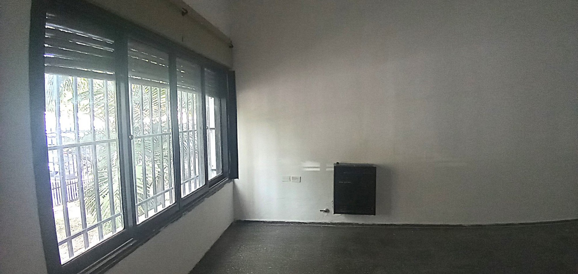 Se Vende Casa PH en Barrio Rosedal